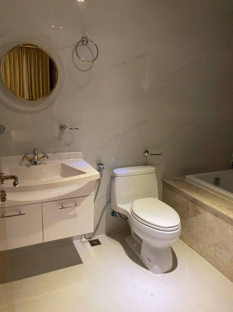 Bán căn hộ Léman Luxury 2PN 75m² tầng cao view Bitexco, giá tốt